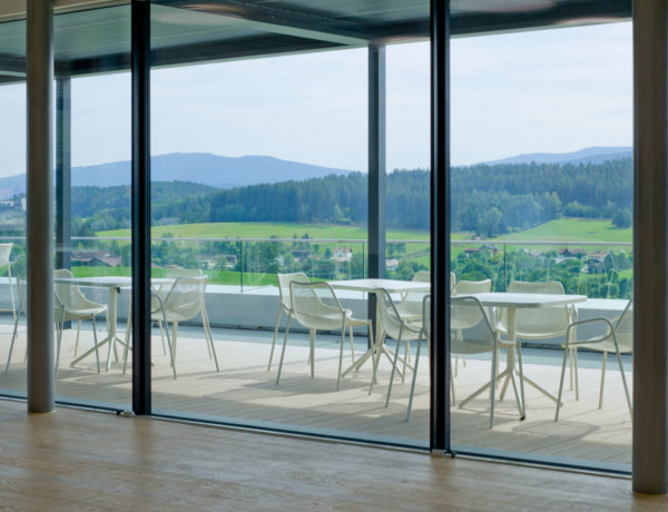 RohdeundSchwarz_fritzoffice_Skyroom2_outdoor