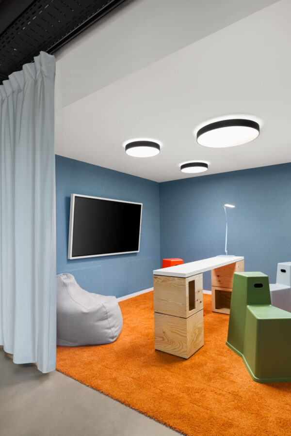 fritzoffice Raiffeisenbank Straubing_Einrichtung_New Work 2. Stock für interne Nutzung vitra, bene (2)